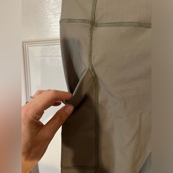 Free People  FP Movement  Biker Shorts. Size S - Picture 3 of 9